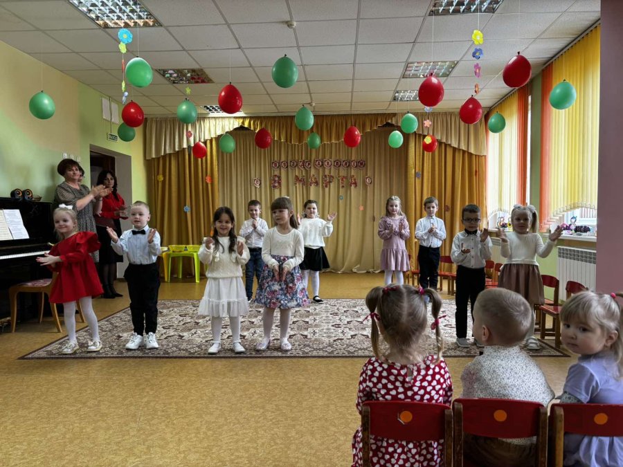 Утренник в саду, посвященный 8 Марта