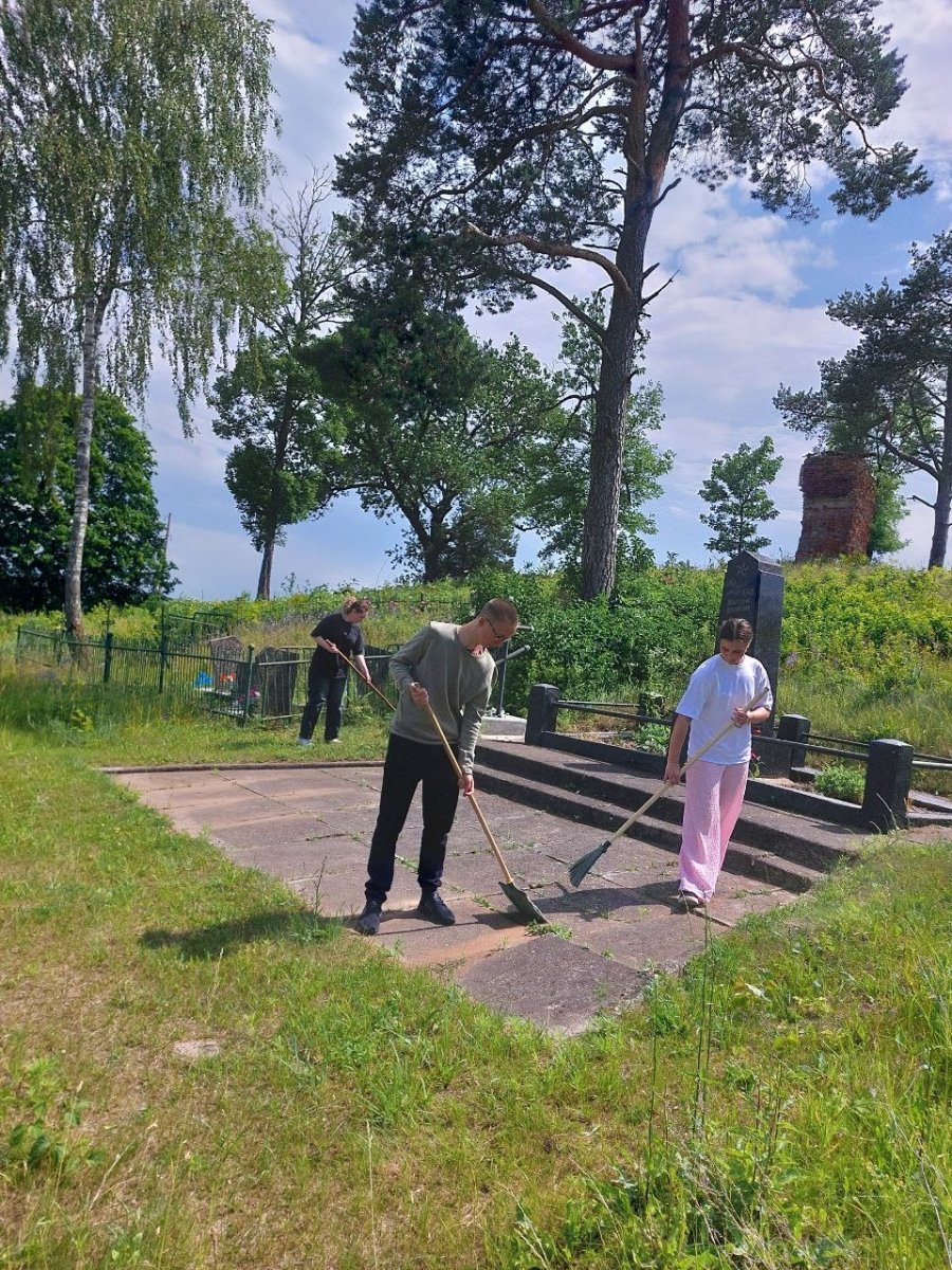 Областной субботник